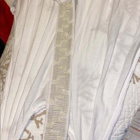 Top - Picture 2 of 3